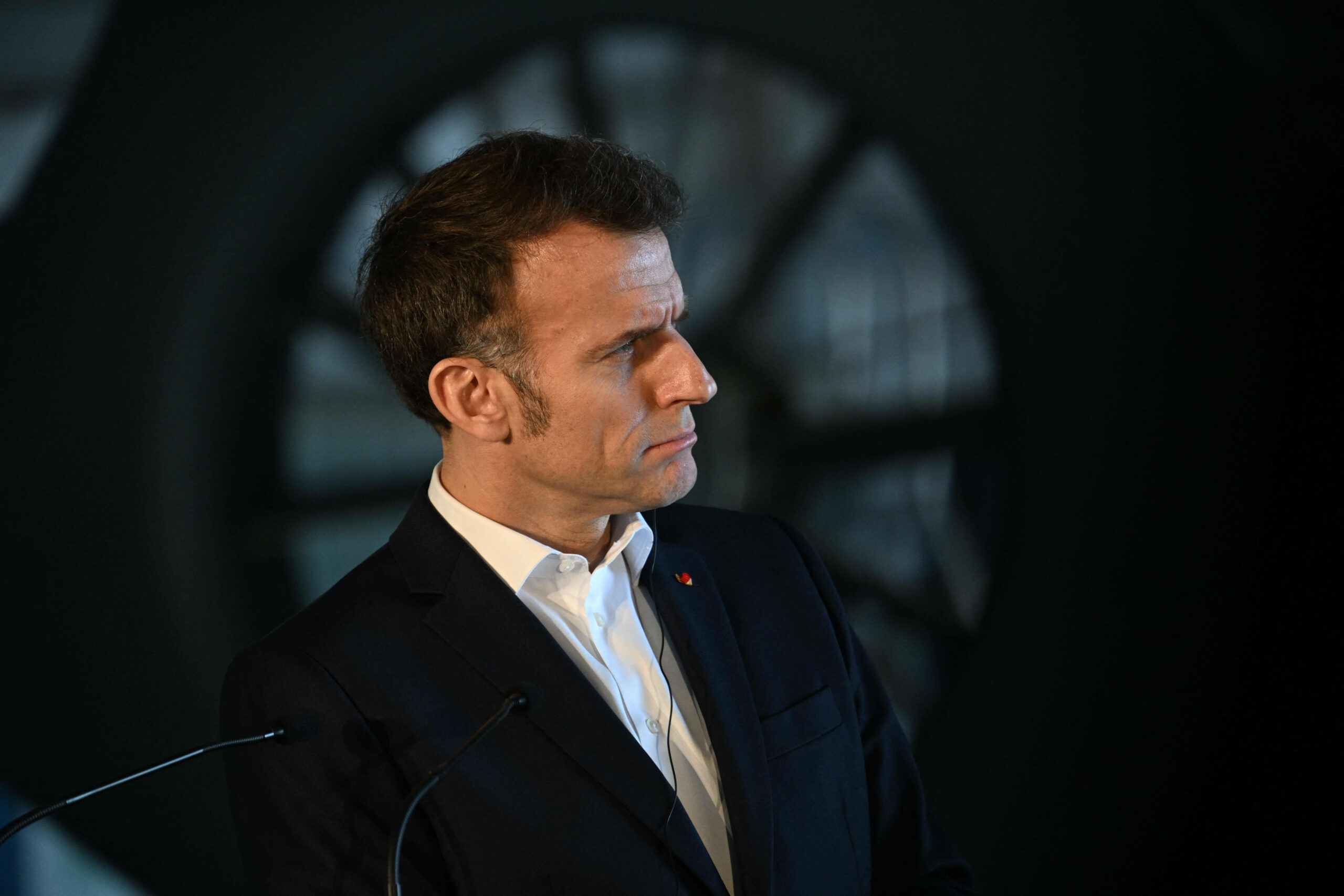 Poza pentru articolul Macron avertizează: SUA nu vor mai proteja Europa „pe termen lung”