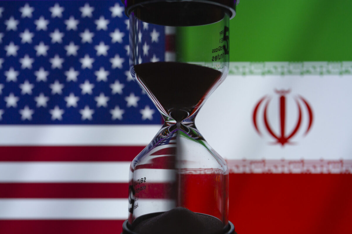 Poza pentru articolul Iranul amenință SUA cu atacuri „lungi și dureroase” dacă Washingtonul reia ofensiva militară în Strâmtoarea Ormuz