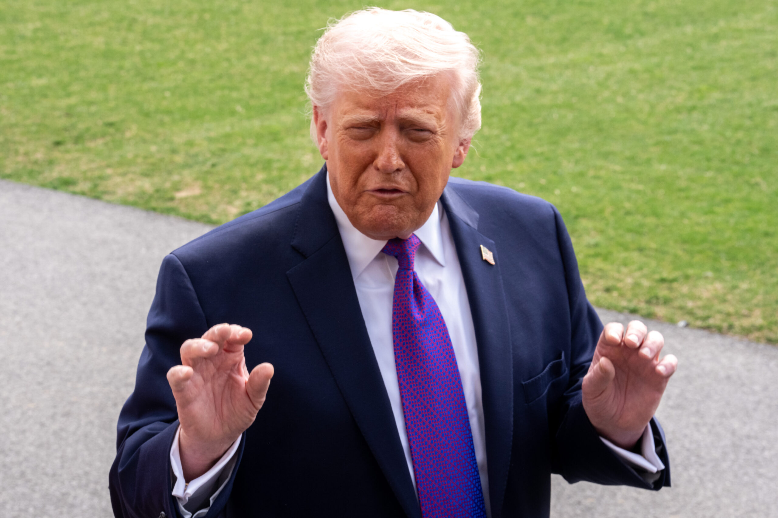 Trump vrea să încheie războiul din Iran