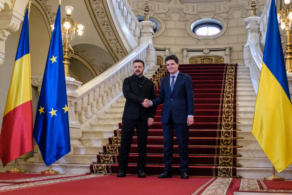 Nicușor Dan și Volodimir Zelenski susțin o conferință de presă la Palatul Cotroceni. România și Ucraina au semnat Parteneriatul strategic: „Este un moment important în relația noastră bilaterală”. VIDEO