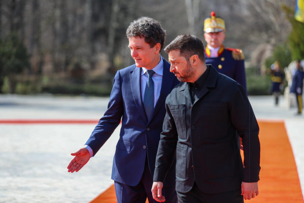 Nicușor Dan: Am primit garanții cu privire la continuarea funcționării școlilor în limba română din Ucraina