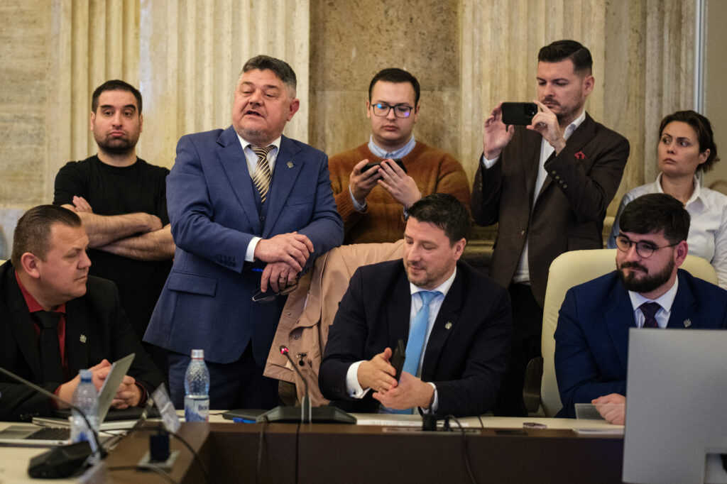 Comisiile de buget au avizat bugetele mai multor instituţii-cheie pentru 2026. ÎCCJ reclamă fonduri insuficiente, CNA mizează pe un soft cu AI împotriva dezinformării