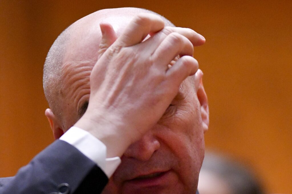 Ilie Bolojan promite o soluție în privința prețului combustibililor la începutul săptămânii