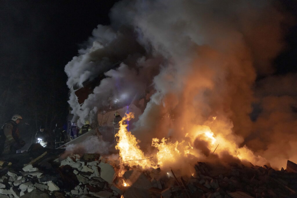 Cel puțin trei persoane au murit în cele mai rcente atacuri rusești din Ucraina