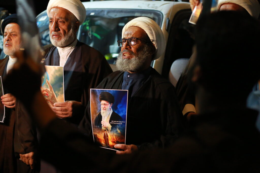 Ce este Adunarea Experților, organismul care l-a ales pe fiul lui Khamenei lider suprem al Iranului