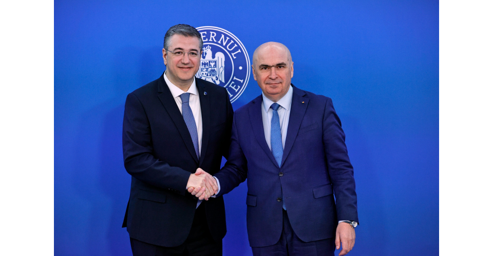 Guvernul Bolojan pregătește noi măsuri pentru carburanți și accelerează proiectele de infrastructură