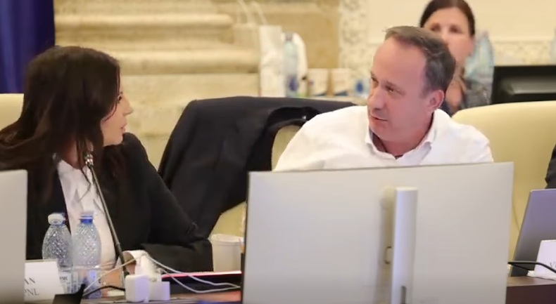 Scandal în Parlament. Adrian Câciu, acuzat de comportament agresiv. PNL: Recidivează în atitudinea misogină