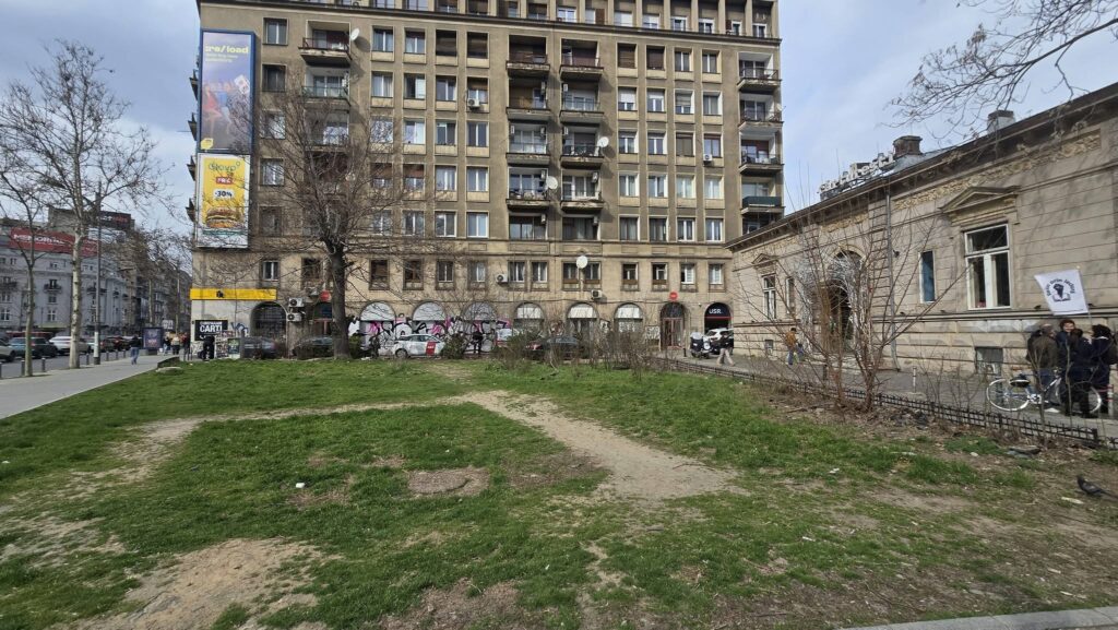 Ciucu, despre terenul din fața Cărturești: „Un jmecher a pus mâna pe el. Incredibil cum a fost orașul prădat”