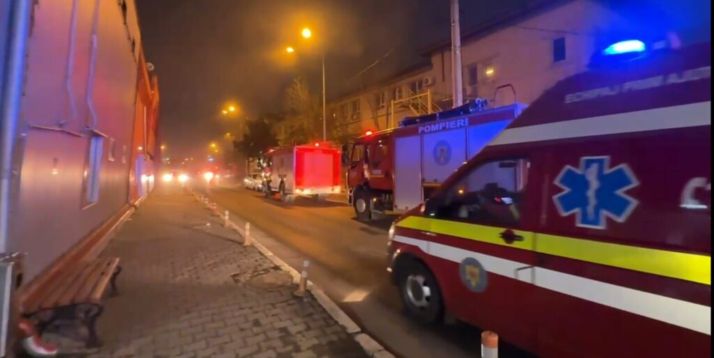 Explozie devastatoare în sectorul 6 al Capitalei / O casă s-a făcut una cu pământul