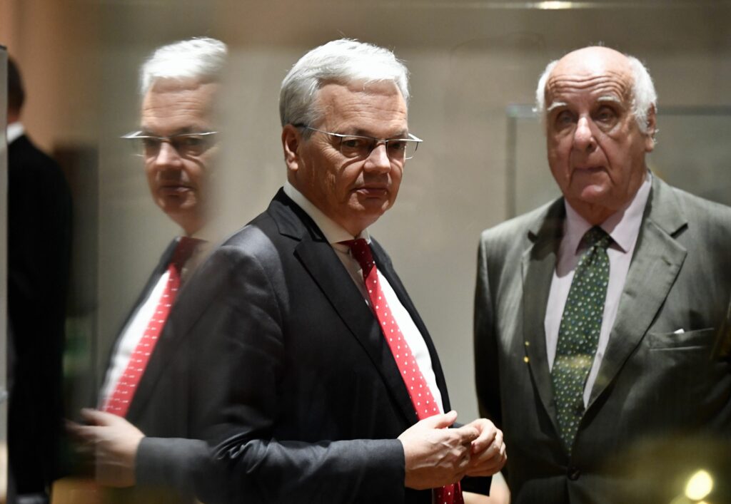 Justiția belgiană trimite în judecată un important aristocrat pentru crime de război în dosarul asasinării primului lider congolez