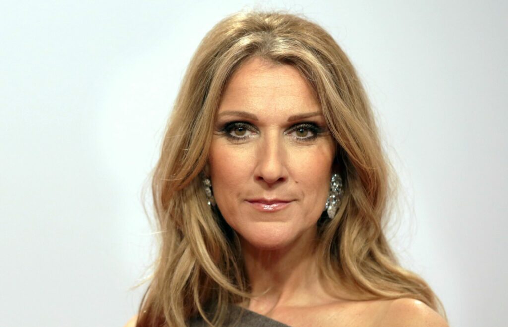 Celine Dion revine pe scenă cu 10 concerte la Paris în această toamnă
