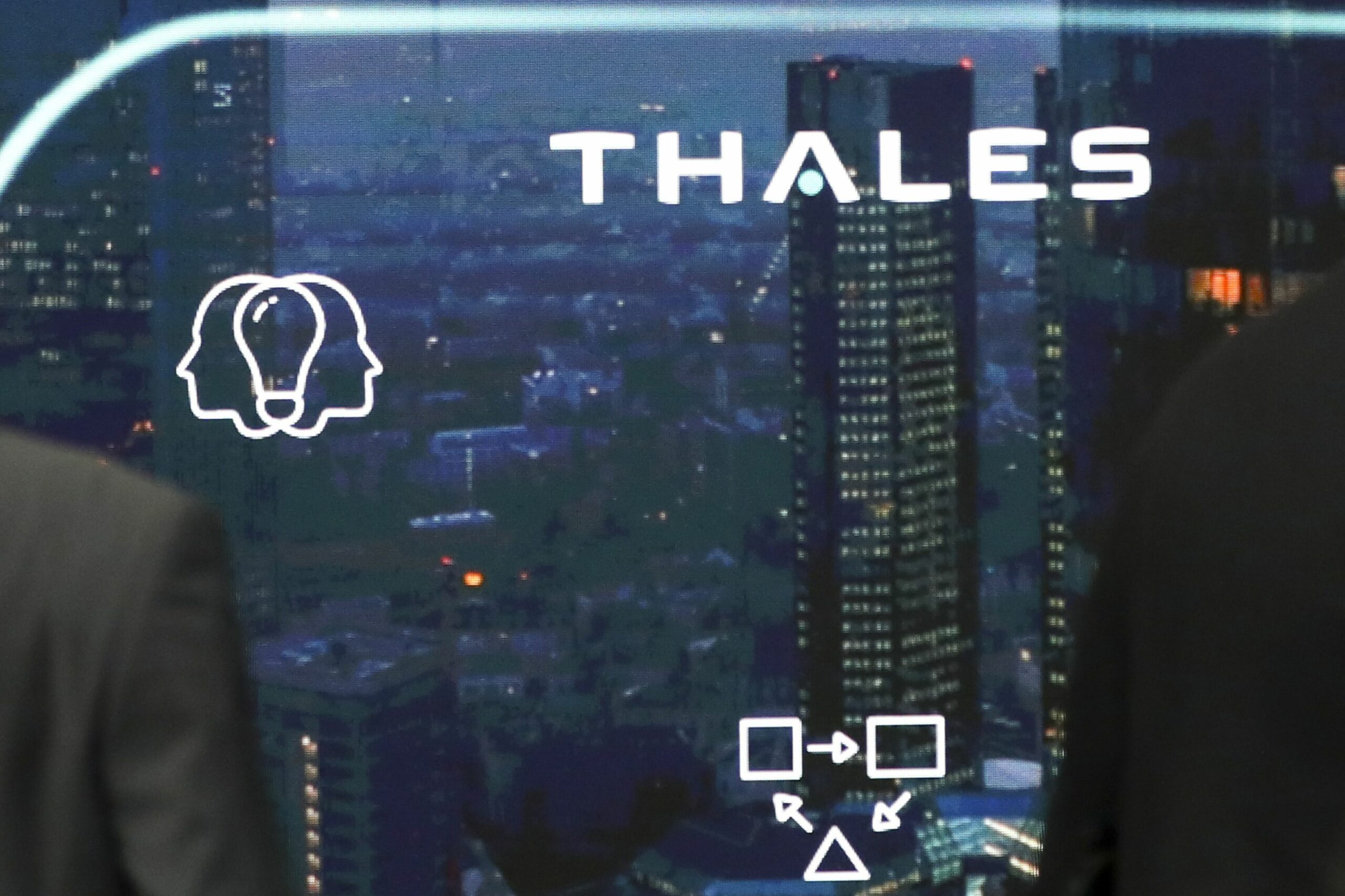 Thales lansează sistem european de apărare aeriană