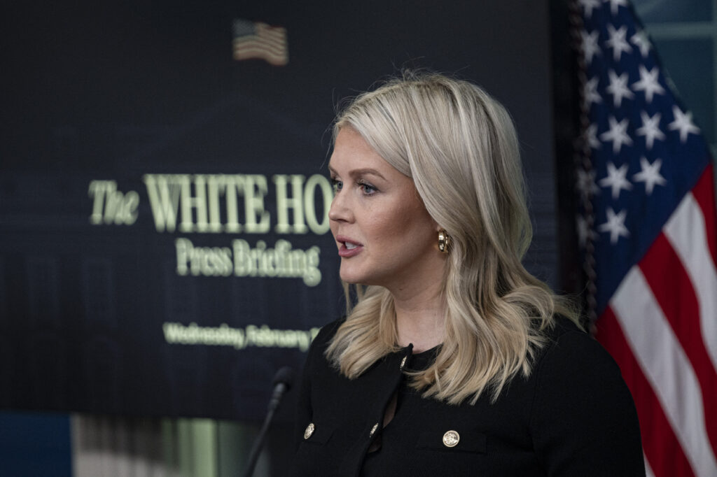 Casa Albă afirmă că SUA au „mai mult decât suficiente” arme pentru un conflict prelungit cu Iranul