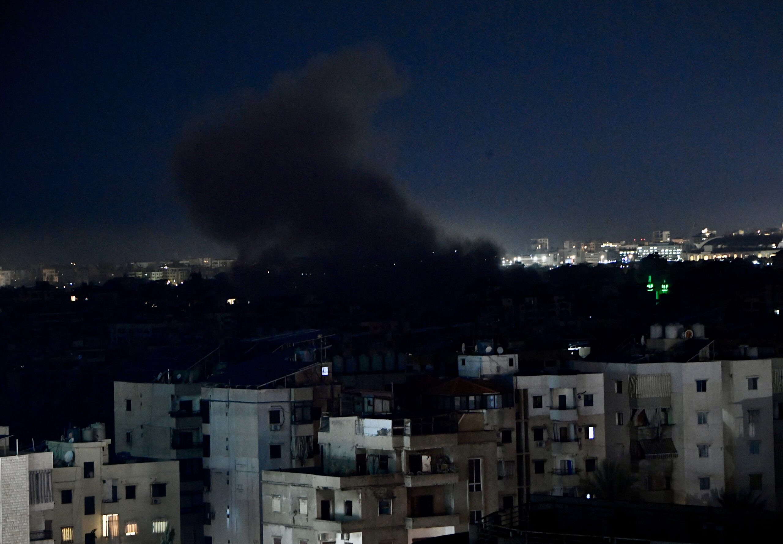 Atacuri israeliene în apropiere de Beirut