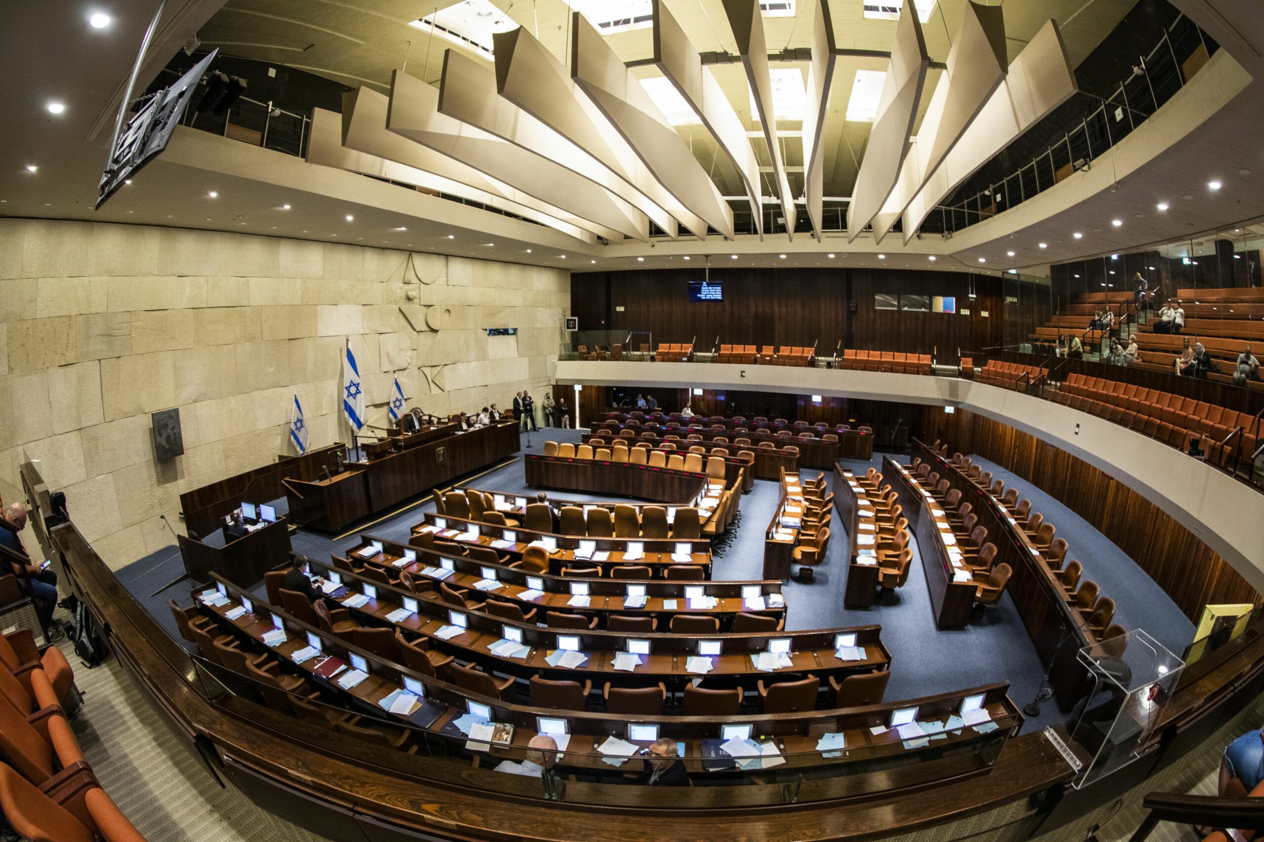 Doi foști premieri israelieni formează o coaliție anti-Netanyahu