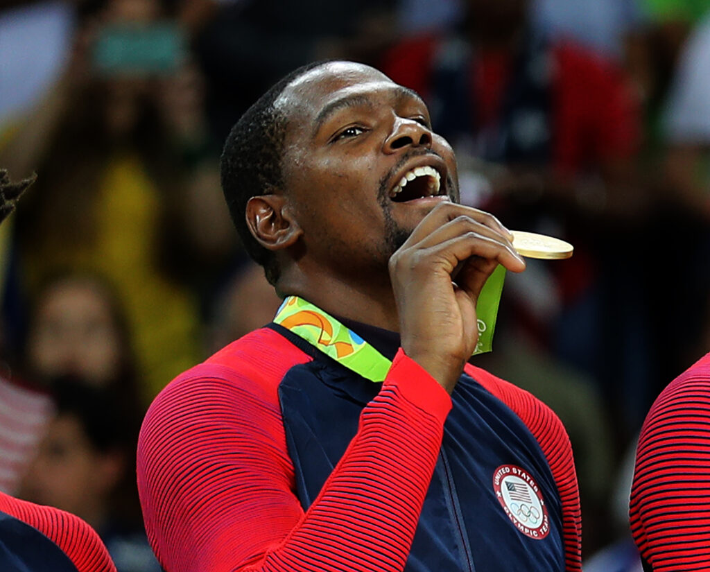 Kevin Durant se apropie la 25 de puncte de Michael Jordan în clasamentul marcatorilor din istorie în NBA