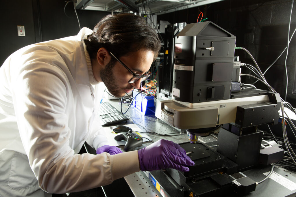 Un test de respirație dezvoltat la MIT ar putea depista pneumonia în câteva minute, fără radiografii