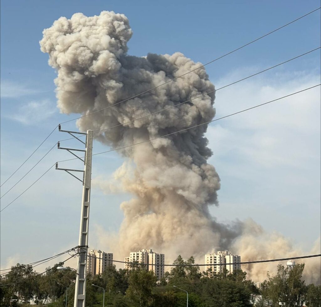 Iranul anunță că atacă trei porturi din Emiratele Arabe Unite: „Părăsiți imediat zona!” Care sunt țintele