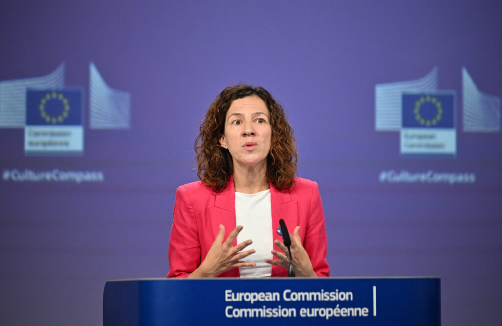 Roxana Mînzatu: România a activat mecanismul de protecție civilă al UE pentru repatrierea cetățenilor din zona de conflict