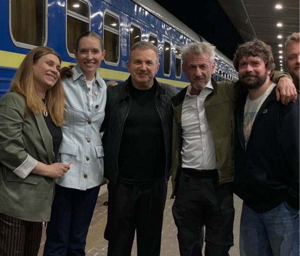 Sean Penn, la Kiev după Oscar. Zelenski: „Un adevărat prieten al Ucrainei”