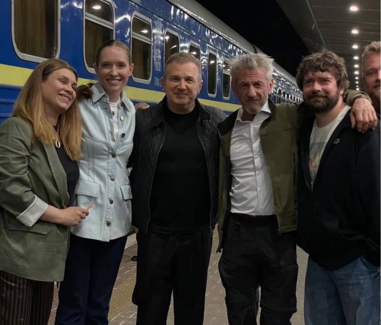 Sean Penn, la Kiev după Oscar
