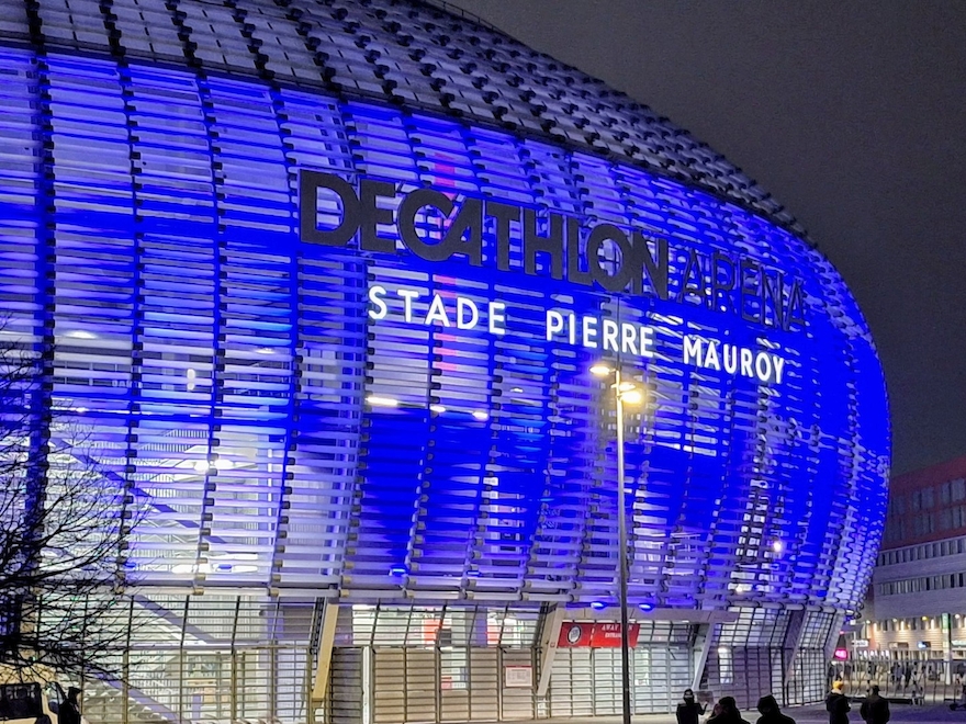 Un club important de fotbal, amendat de UEFA pentru un banner uriaș cu Ioana d’Arc