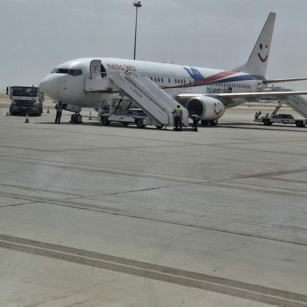 MAE: 1.500 de români repatriați din Orientul Mijlociu; alți 1.000 au revenit cu zboruri comerciale