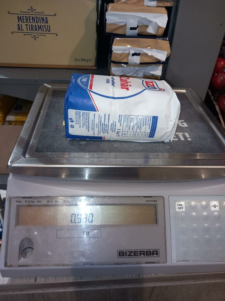 140 de tone de zahăr oprite de ANPC din cauza diferențelor de gramaj. Consumatorii ar fi plătit pentru 10 tone inexistente