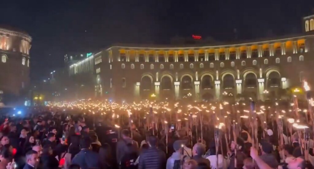 Armenia marchează 111 ani de la genocidul armean, tensiunile cu Turcia rămân nerezolvate