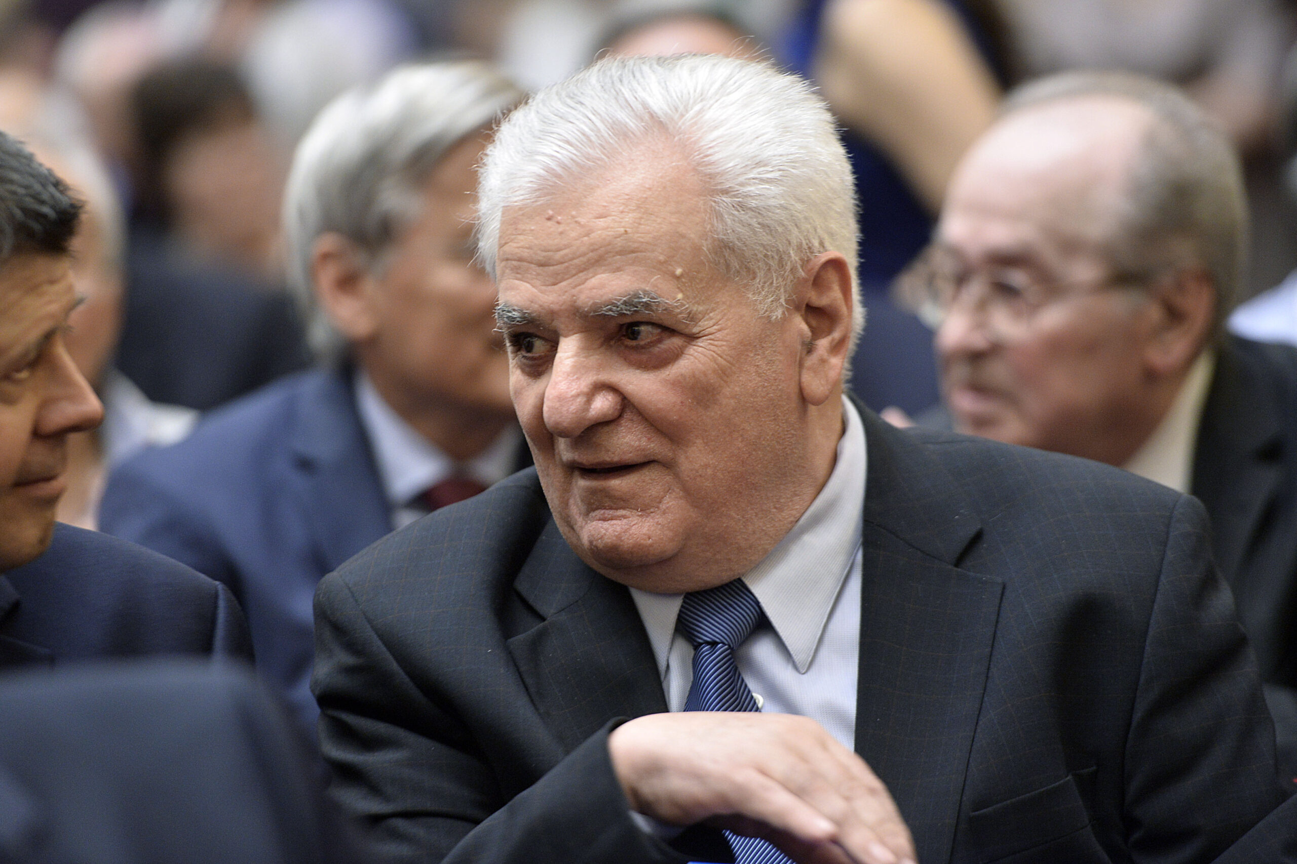 A murit profesorul Liviu Maior, fost ministru al Educației