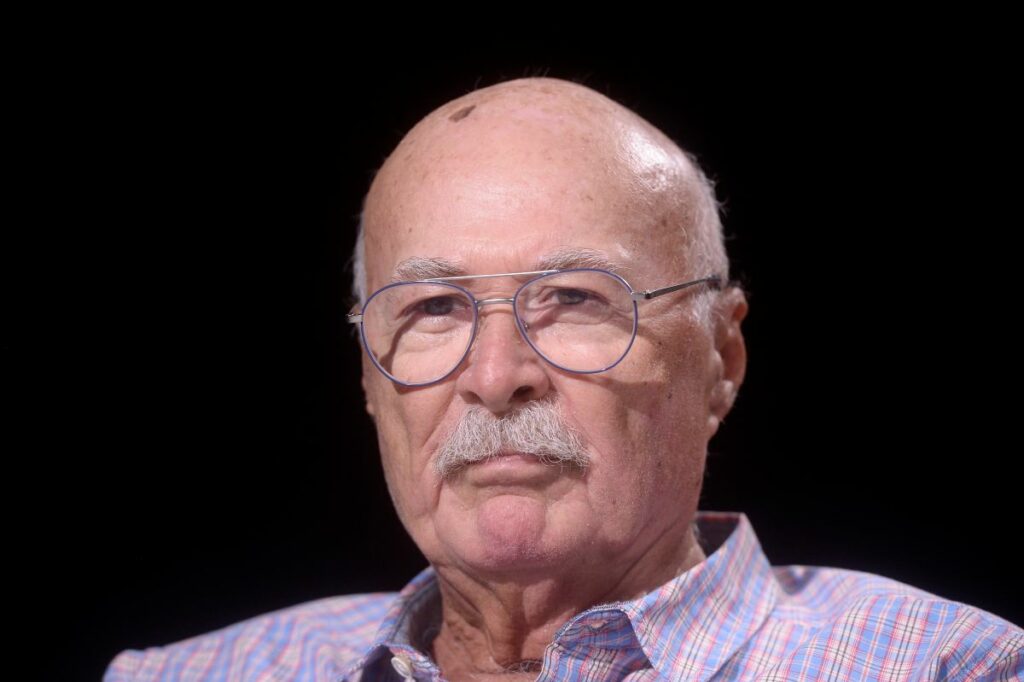 Tudor Gheorghe dus de urgență la spital după ce a căzut în baia unui hotel