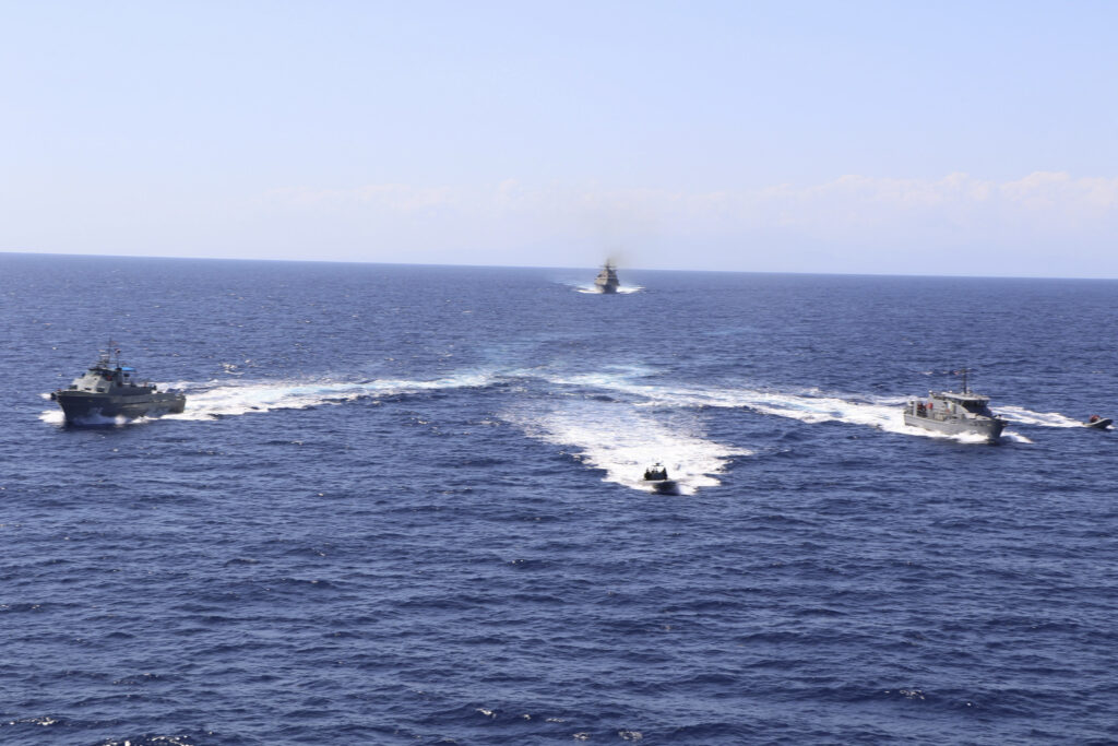 Armata americană a lansat un nou atac asupra unei ambarcațiuni suspectate de trafic de droguri: Patru morți