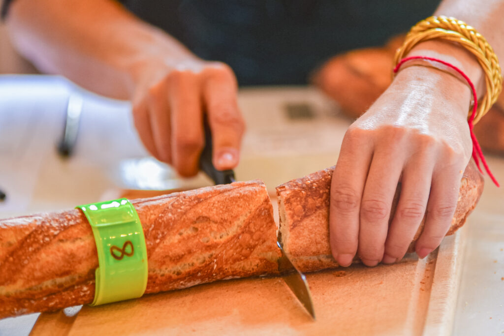 Bageta franceză pierde teren: schimbările din alimentație afectează consumul tradițional