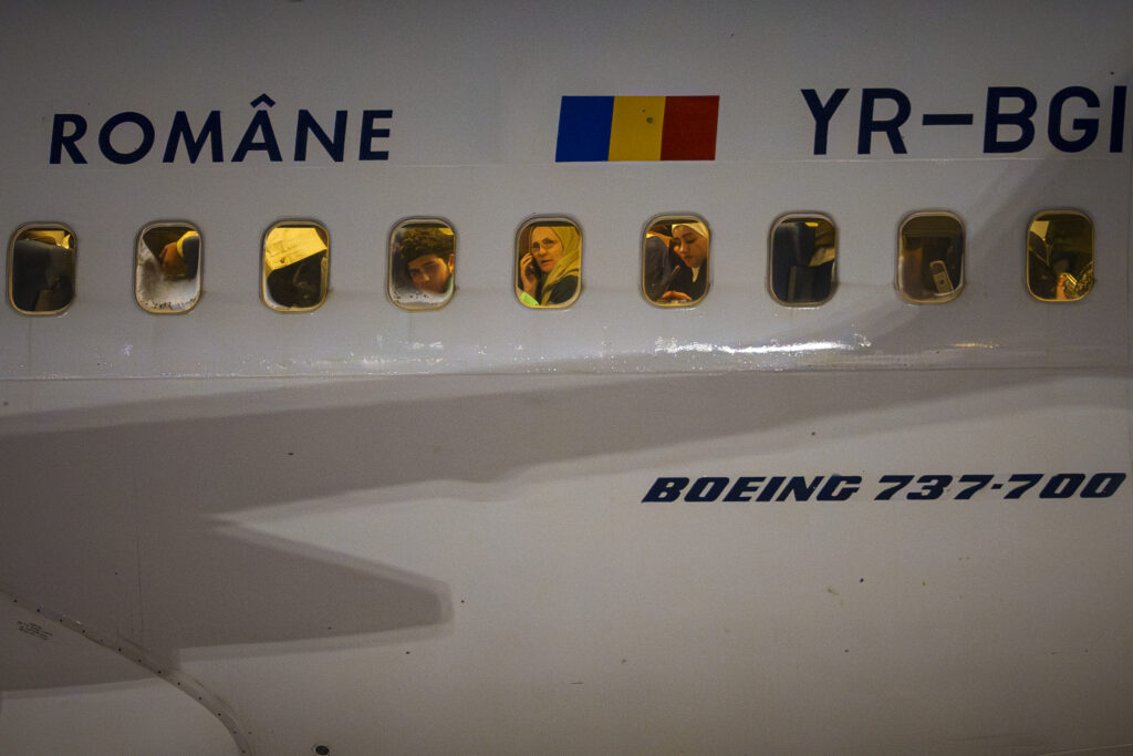 Acuzații explozive în scandalul TAROM: „Dacă TAROM va dispărea, va dispărea din cauza doamnei Oana Gheorghiu, care e obișnuită cu donațiile” / „Oare n-a primit și doamna Gheorghiu vreo donație de undeva?”