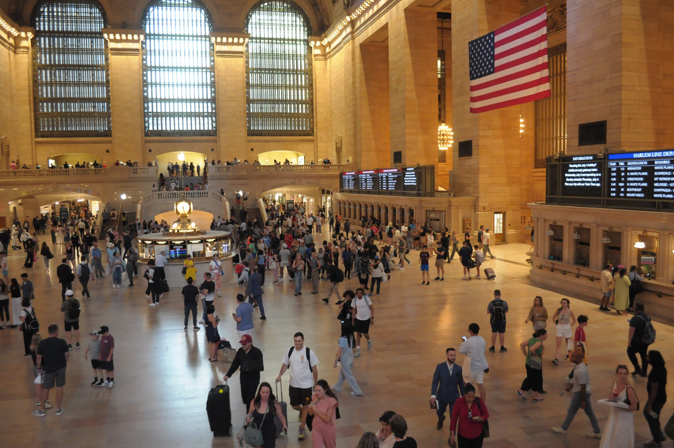 Atacul armat de la Cina Corespondenților ridică îngrijorări asupra securității trenurilor