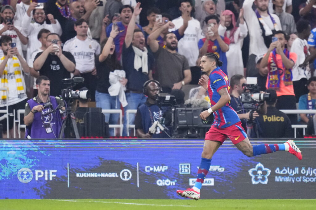 Atletico Madrid – Barcelona: duel crucial în La Liga înaintea „trilogiei” din Liga Campionilor