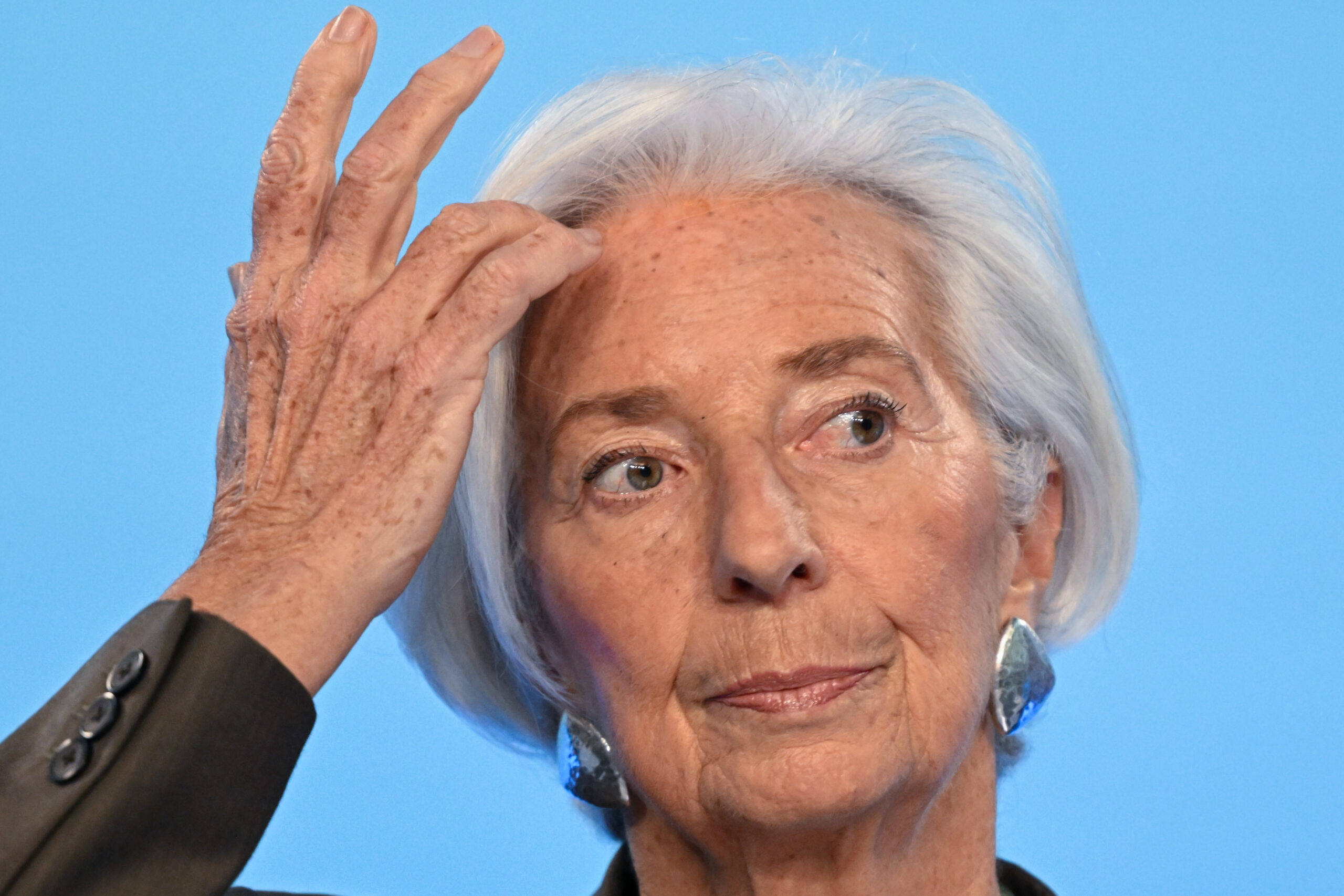 De ce spune Lagarde că UE nu se confruntă cu stagflație. Care sunt previziunile economice