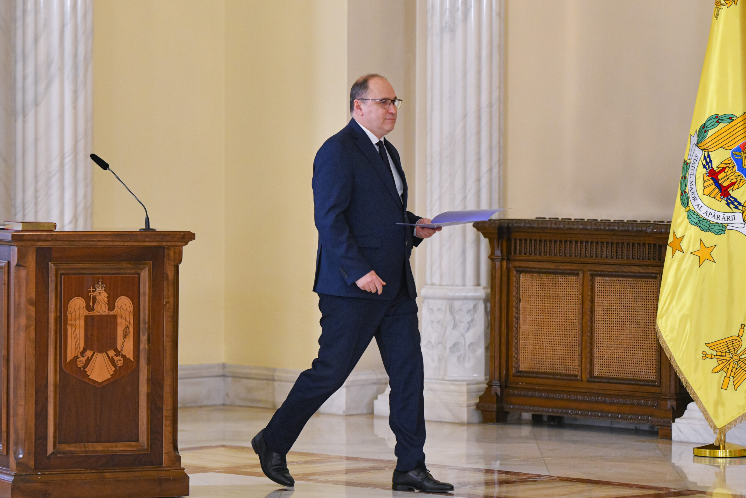 Mihai Dimian vrea plată suplimentară pentru profesori