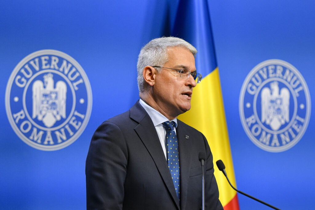 Dragoș Pîslaru atacă PSD: Avem prea mulți farisei care nu mai pot de grija oamenilor și de fapt își numără cutiile de pantofi.