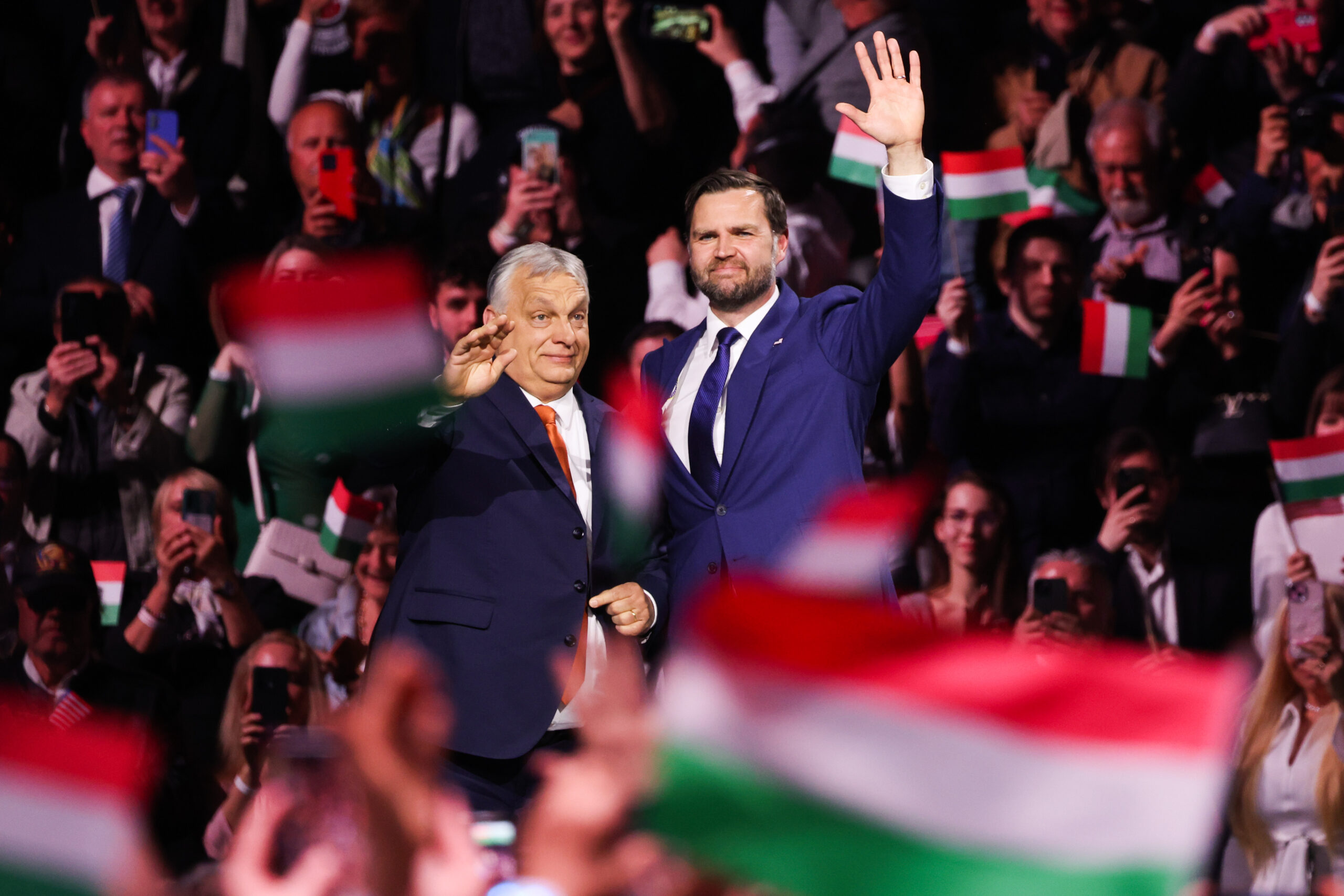 Alegerile din Ungaria: impact global și local