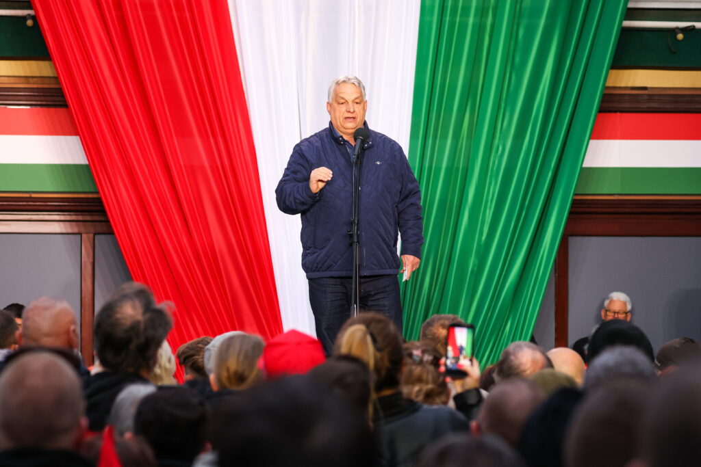 Viktor Orbán și-a recunoscut înfrângerea în fața lui Péter Magyar: „Rezultatul este dureros pentru noi”