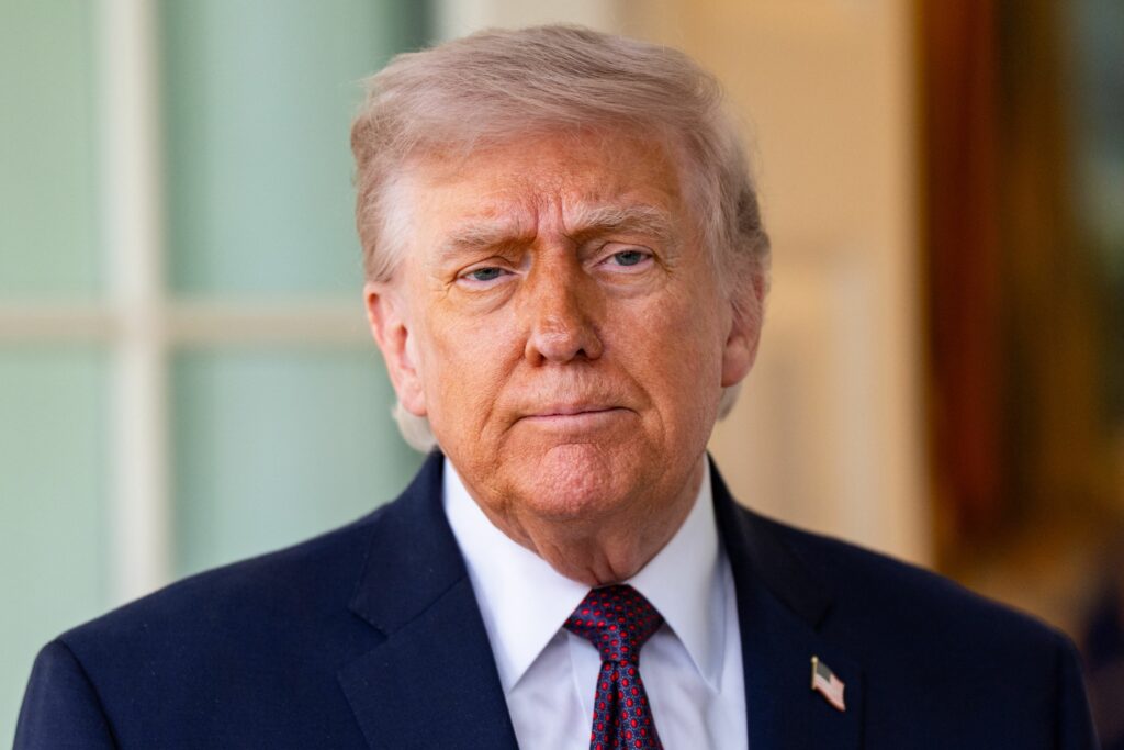 Puterile de război ale lui Trump, din nou contestate în Senatul SUA pe fondul războiului cu Iranul