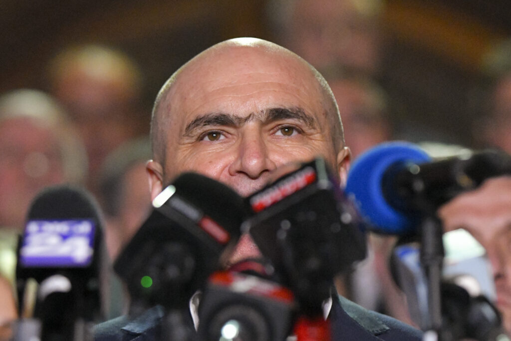 „În mod evident, da”. Bolojan, despre Nicușor Dan în plină criză politică