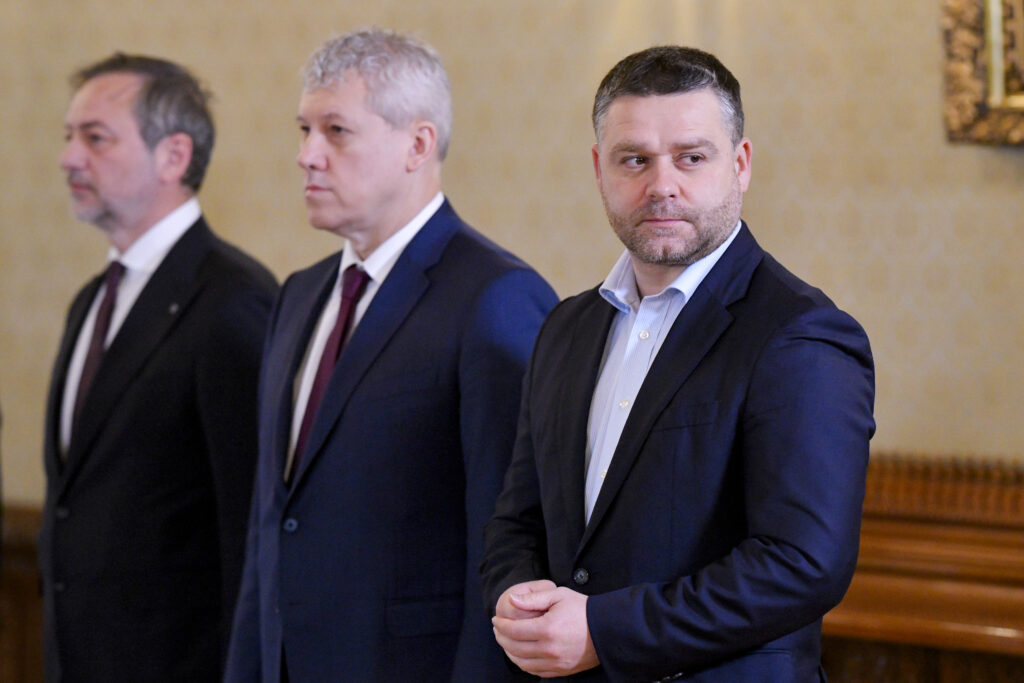 Ciucu avertizează că PNL riscă „să se ducă după PNȚCD” dacă îl schimbă pe Bolojan