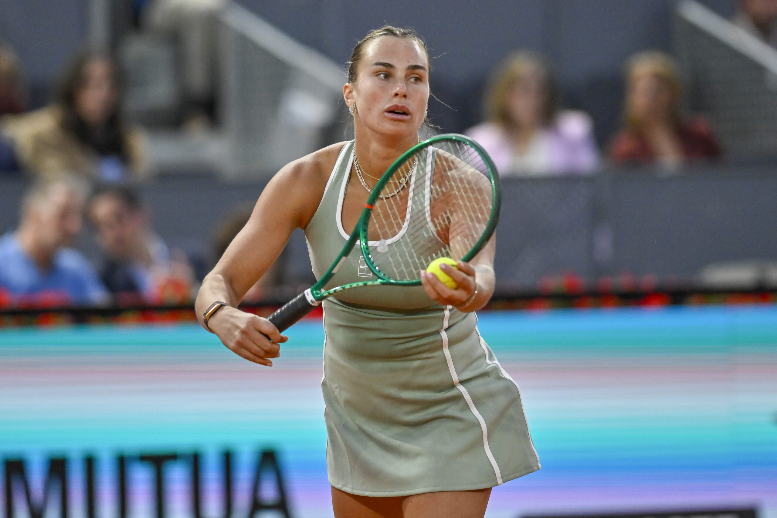 Aryna Sabalenka o învinge pe Osaka la Madrid Open și atinge borna de 150 de victorii la turnee WTA 1000