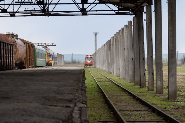 O linie de cale ferată a fost redeschisă între România și Republica Moldova