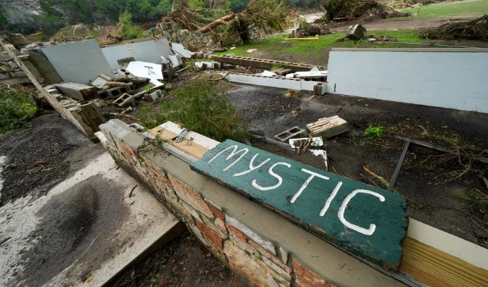 Texas: 27 de victime într-o tabără creștină de fete. Evacuarea mai devreme ar fi salvat vieți, spun martorii