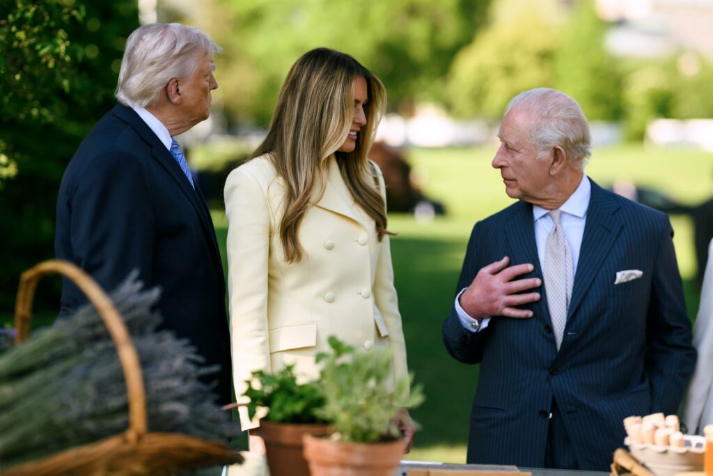Cine-i șeful? Britanicii au analizat imaginile cu Charles și Trump și au stabilit: Marea Britanie vs. SUA 1-0