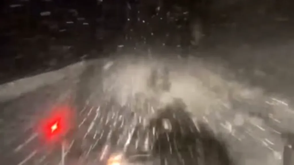 Winter returns to Romania’s mountain roads