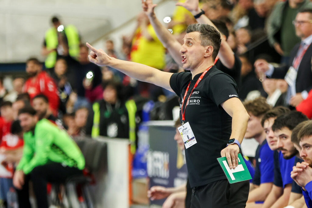 Reacția clubului SCM Timișoara după suspendarea provizorie a antrenorului George Buricea de ANAD